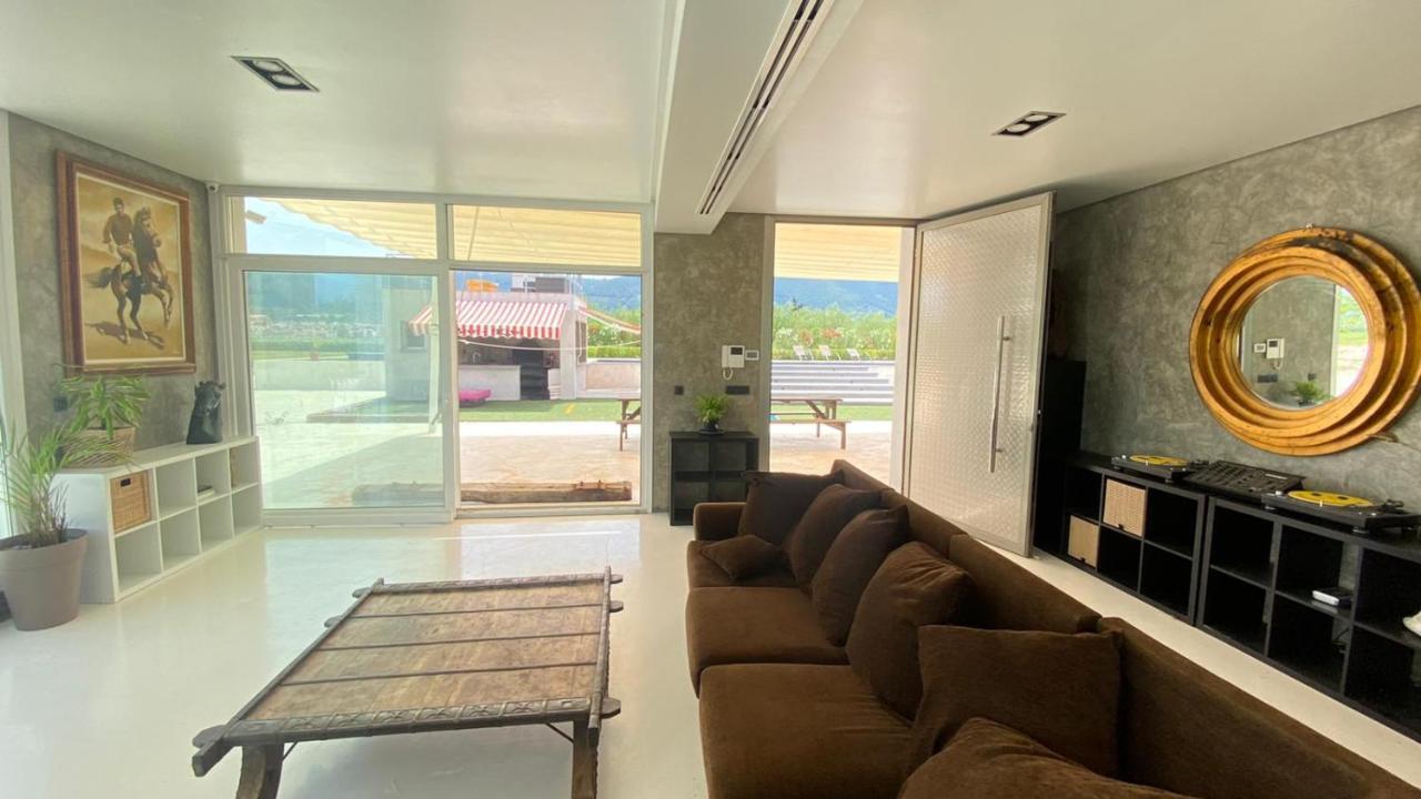 White House En Enguera - Fantastica Casa Con Jacuzzi Piscina Y Barbacoa Apartment Bagian luar foto